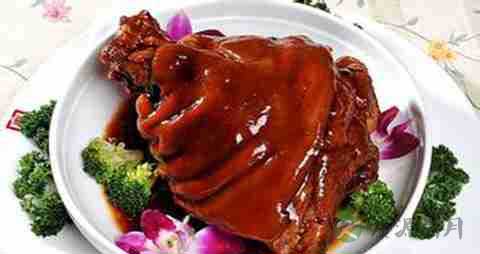 猪肘的营养价值_吃猪肘的好处