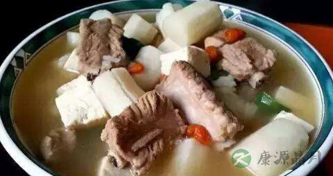 红萝卜和什么煲汤 红萝卜和什么煲汤