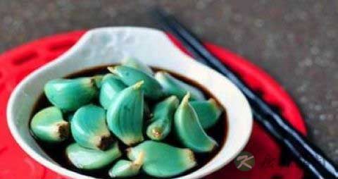 腊八蒜的蒜可以洗吗