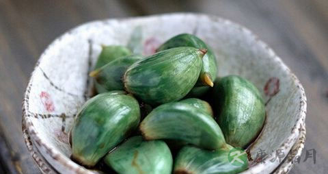 腊八蒜需要太阳晒吗 腊八蒜需要太阳晒吗