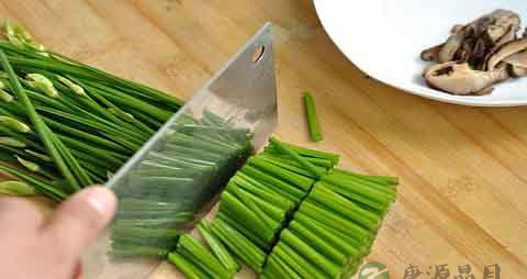韭菜薹的营养价值_吃韭菜薹的好处