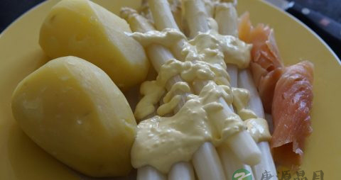 清炒芦笋要焯水吗