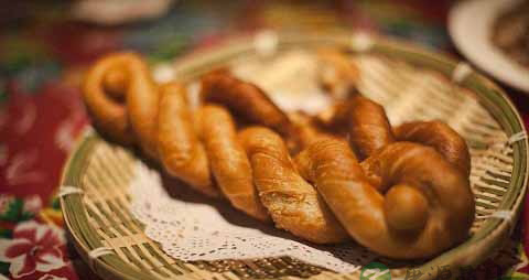 麻花的吃法_哪些人不能吃麻花 麻花的吃法_哪些人不能吃麻花