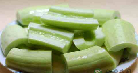 白瓜的吃法_哪些人不能吃白瓜