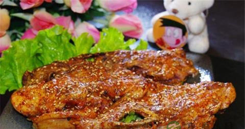 鸡架的营养价值_吃鸡架的好处