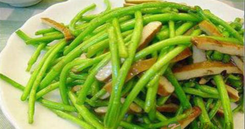 蒌蒿的吃法_哪些人不能吃蒌蒿 蒌蒿的吃法_哪些人不能吃蒌蒿