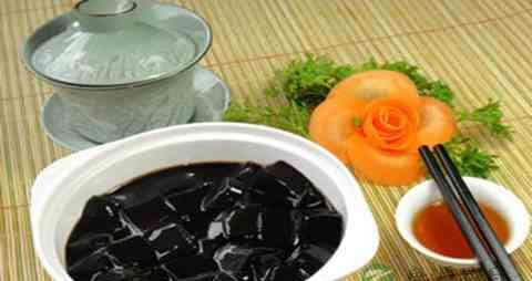 龟苓膏粉的营养价值_吃龟苓膏粉的好处