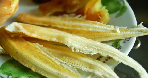 鱼骨的吃法_哪些人不能吃鱼骨