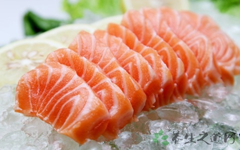 三文鱼到底能不能生吃