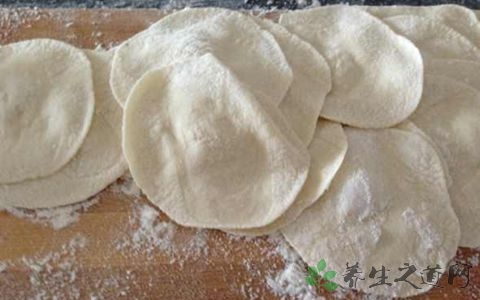 剩饺子皮的吃法