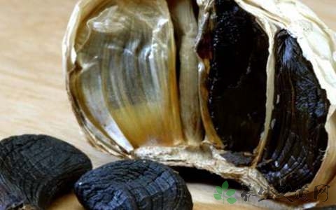 黑蒜的功效与作用 黑蒜的功效与作用