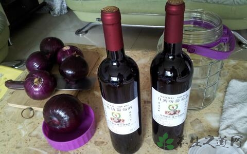 洋葱泡红酒能减肥吗 洋葱泡红酒能减肥吗