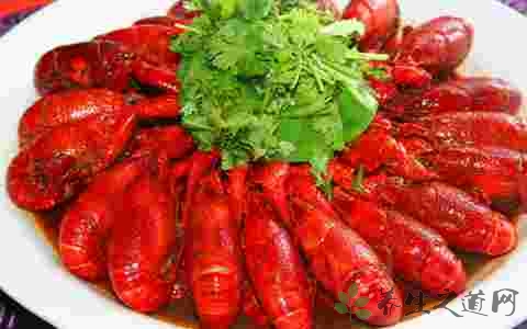 西柚能和虾一起吃么