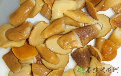 黄皮牛肝菌的吃法_哪些人不能吃黄皮牛肝菌
