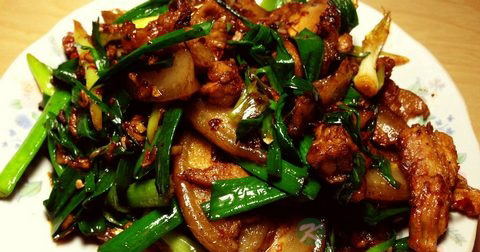 做蒜苗回锅肉放什么调料