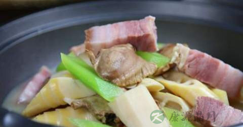 南肉春笋什么时候放调料