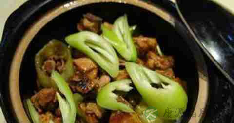 五花肉炖土豆什么时候放调料