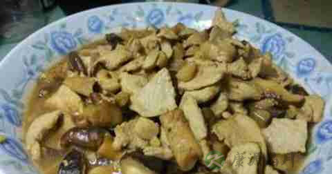 香菇肉片什么时候放调料