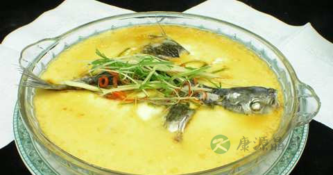 芙蓉鲫鱼怎么做最有营养