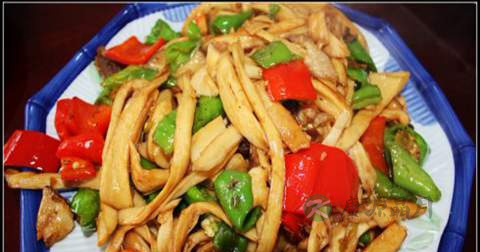做鸡腿菇炒豆腐放什么调料