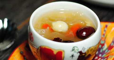 红枣银耳莲子羹怎么做最有营养