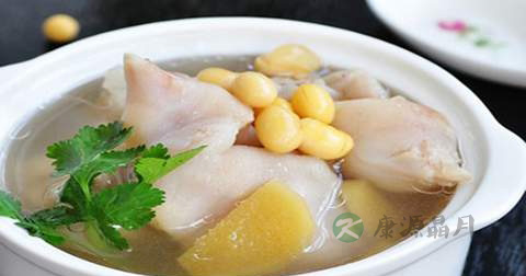 猪蹄黄豆汤什么时候放调料