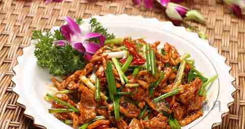 小炒牛肉什么时候放调料