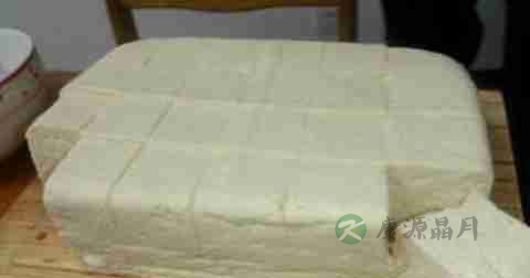 盐卤豆腐什么时候放调料
