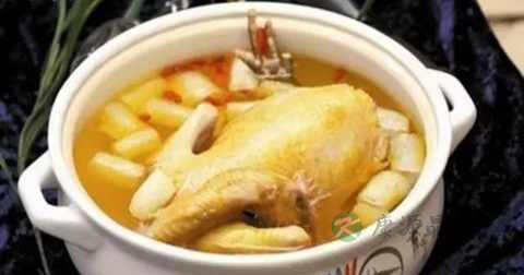 鲜笋土鸡汤的营养价值
