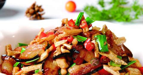 萝卜干炒腊肉什么时候放调料