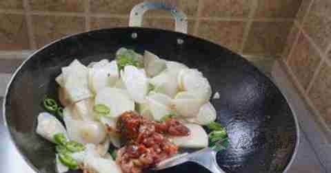 做凉薯炒肉放什么调料