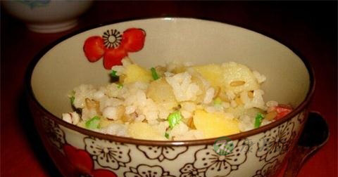 洋芋焖饭的营养价值